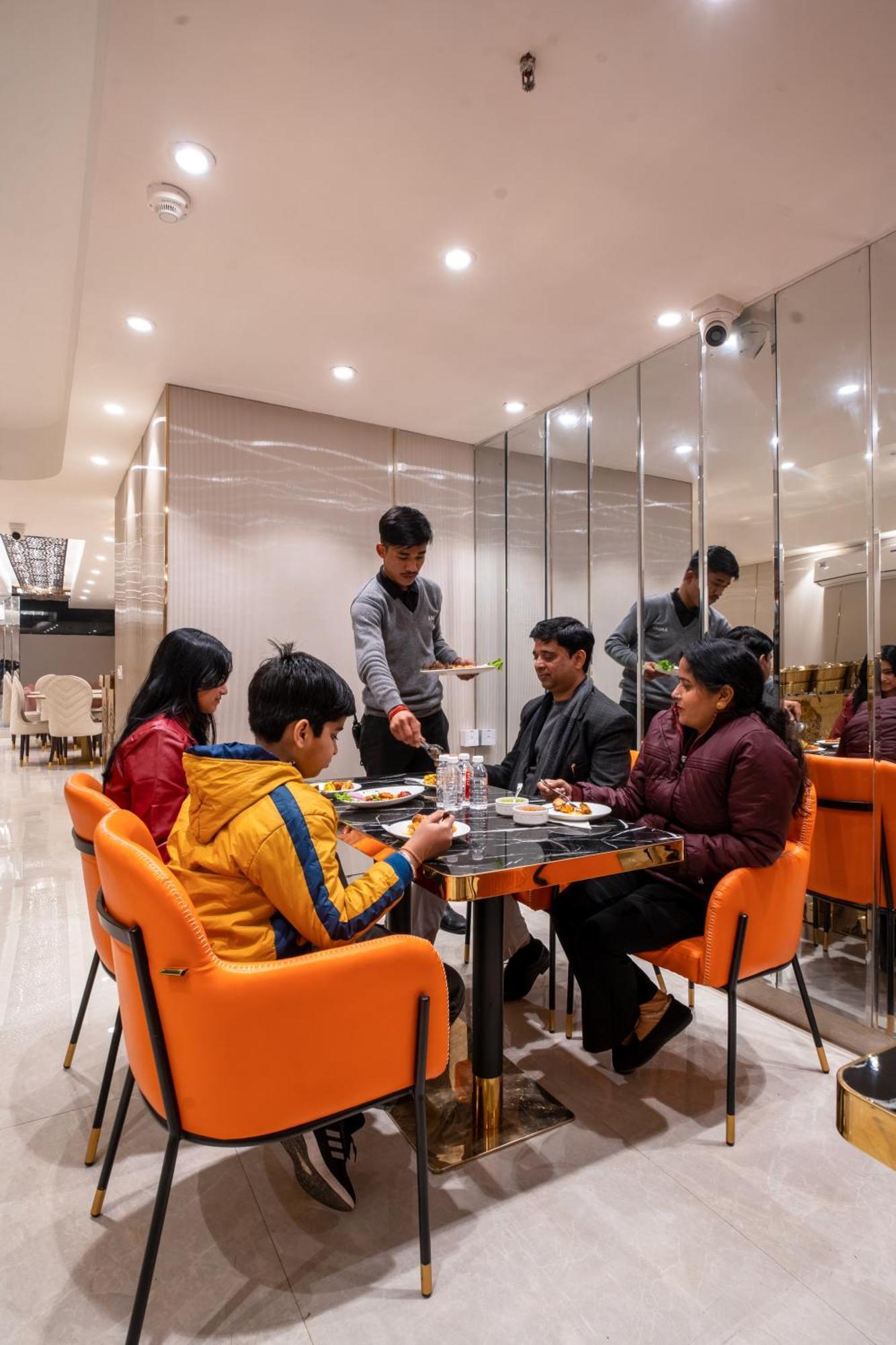 Hotel Ginger Palace Delhi Airport Nueva Delhi Exterior foto