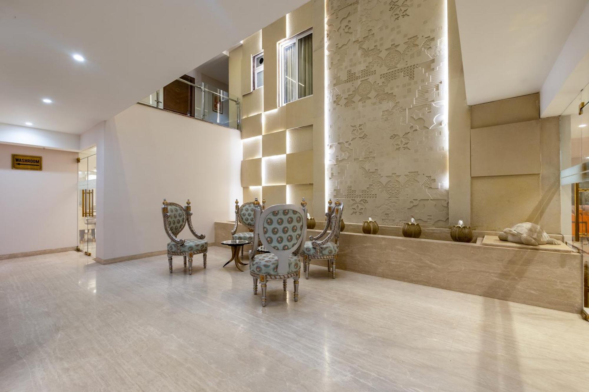 Hotel Ginger Palace Delhi Airport Nueva Delhi Exterior foto